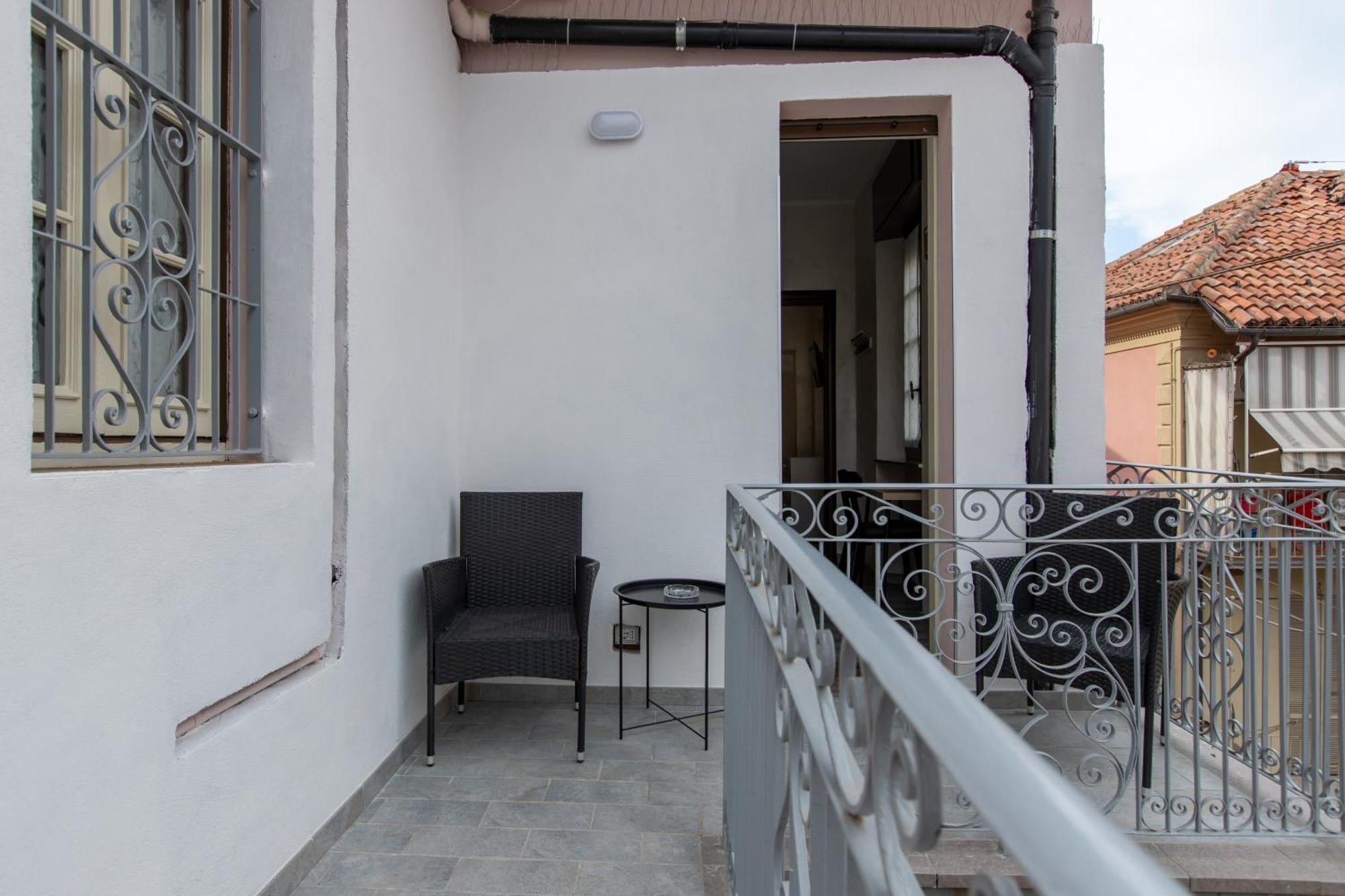 La Dolce Vite Apartment Alba  Exterior foto